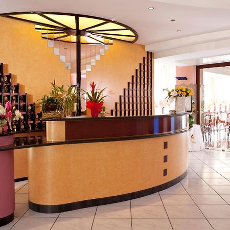 Hotel Royal-Spiaggia غاتيو أ ماري المظهر الخارجي الصورة