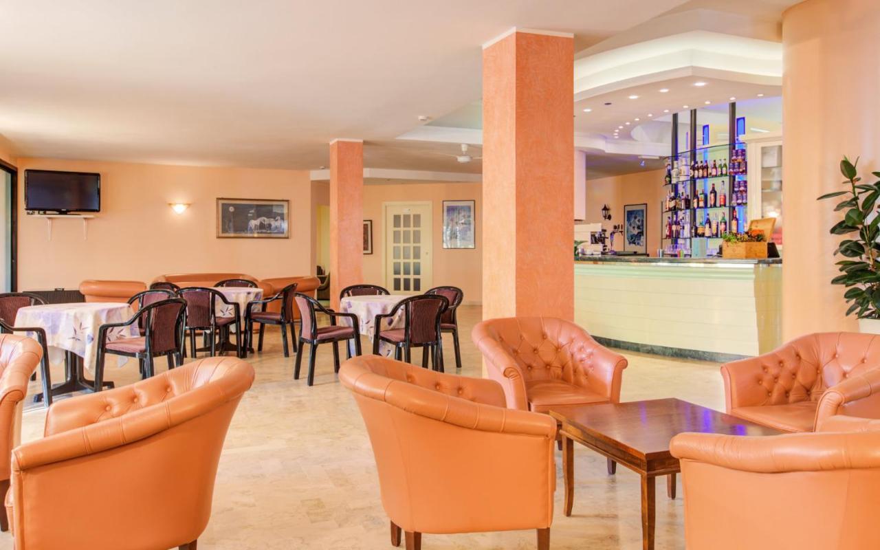 Hotel Royal-Spiaggia غاتيو أ ماري المظهر الخارجي الصورة